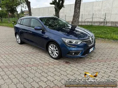 Usata Renault Mégane GrandTour Bose Edition 110 CV (80 kW) 2017 Blu Station wagon