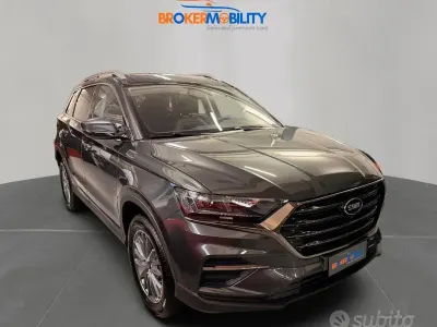 Nuova SWM G01 139 CV (102 kW) 2026 Grigio SUV