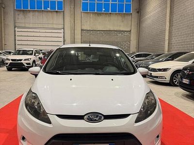 Occasion Ford Fiesta Titanium 92 ch (67 kW) 2009 Blanc Citadine