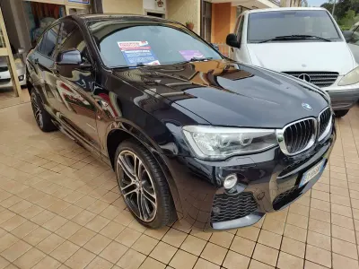 Usata BMW X4 M Sport 190 CV (139 kW) 2015 Blu/azzurro SUV