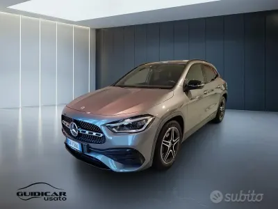 Usata Mercedes GLA200 Premium 150 CV (110 kW) 2022 Grigio SUV