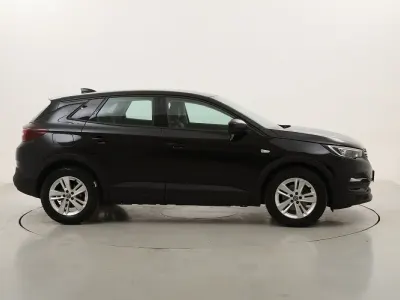 Usata Opel Grandland X Business Edition 131 CV (96 kW) 2020 Neronero SUV