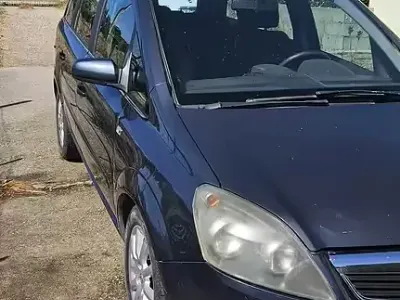 Usata Opel Zafira 120 CV (88 kW) 2006 Blu Monovolume
