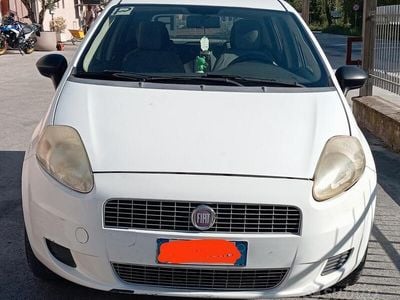 Usata Fiat Punto 80 CV (58 kW) 2009 Utilitaria