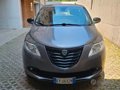 Usata Lancia Ypsilon