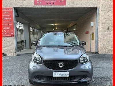 Occasion Smart ForFour 71 ch (52 kW) 2016 Noir Citadine