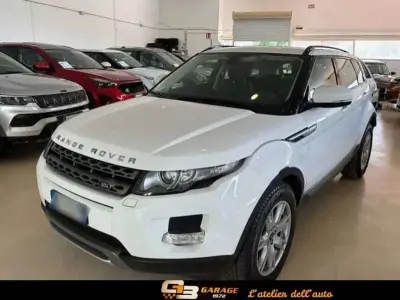 Begagnad Land Rover Range Rover evoque Pure 150 HK (110 kW) 2013 Vit SUV