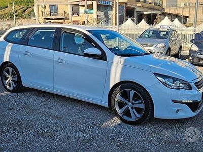 Usata Peugeot 308 SW Allure 120 CV (88 kW) 2017 Bianco Station wagon