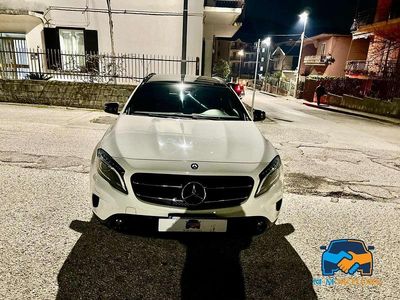 Bianco Usata 2016 Mercedes 200 Premium Berlina | 15.490 € (Buon prezzo)