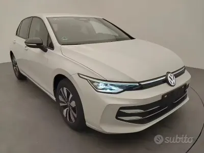 Usata VW Golf VIII Goal 150 CV (110 kW) 2025 Bianco Berlina