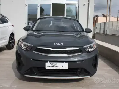 Gebraucht Kia Stonic Urban 84 PS (61 kW) 2022 Grau SUV