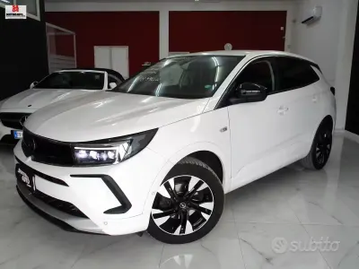 Usata Opel Grandland X Business 131 CV (96 kW) 2022 Bianco SUV