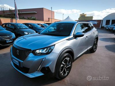 Grigio Usata 2020 Peugeot 2008 Allure SUV | 15.800 € (Buon prezzo)