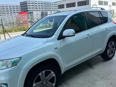 Usata Toyota RAV4 150 CV (110 kW) 2011 Bianco SUV