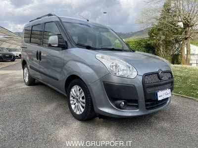 Usata Fiat Doblò Dynamic 105 CV (77 kW) 2010 Other Monovolume