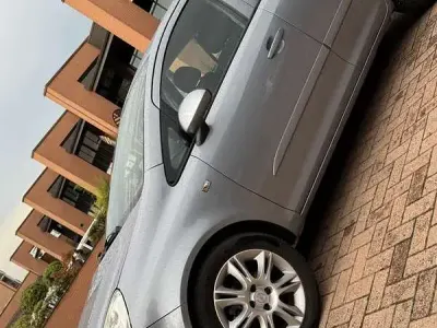 Usata Opel Adam 60 CV (44 kW) 2003
