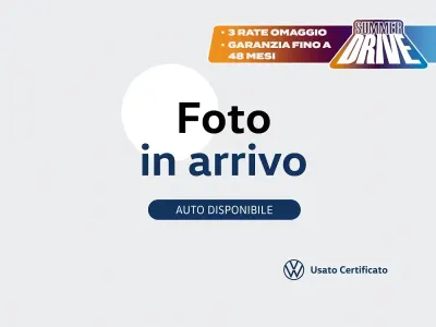 Usata VW Golf VIII R-line 130 CV (95 kW) 2023 Giallo Berlina