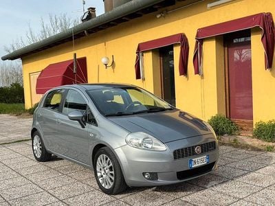 Usata Fiat Grande Punto 90 CV (66 kW) 2008 Grigio Utilitaria