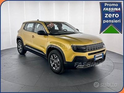 Nuova Jeep Avenger Longitude 110 CV (80 kW) 2025 Giallo SUV