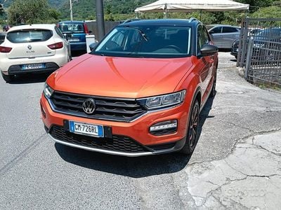 Usata VW T-Roc Advance 150 CV (110 kW) 2019 Arancione SUV