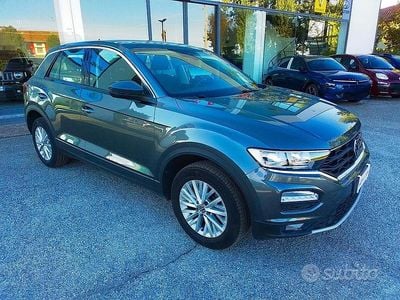 Usata VW T-Roc Business 150 CV (110 kW) 2021 Grigio SUV