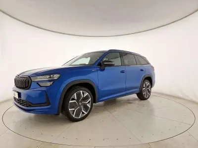 Nuova Skoda Kodiaq SportLine 150 CV (110 kW) 2026 Blu race metallizzato SUV