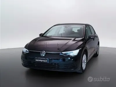 Usata VW Golf VIII Life 110 CV (80 kW) 2023 Nero Berlina