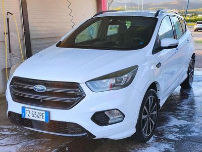 Usata Ford Kuga ST-Line 120 CV (88 kW) 2019 Bianco SUV