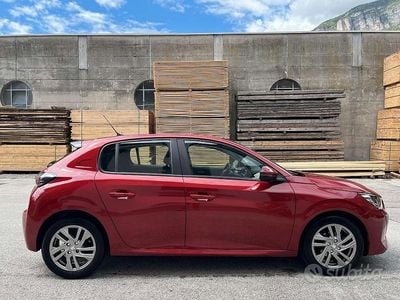 Rosso Usata 2020 Peugeot 208 Active Utilitaria | 10.000 € (Buon prezzo)