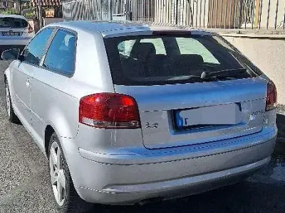 Usata Audi A3 Ambition 140 CV (102 kW) 2007 Argento Utilitaria