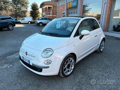 Bianco Usata 2015 Fiat 500 Lounge Berlina | 7300 € (Buon prezzo)