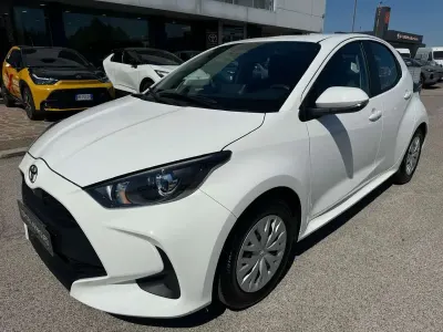 Usata Toyota Yaris Hybrid