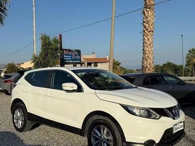 Usata Nissan Qashqai Acenta 110 CV (80 kW) 2015 Bianco SUV