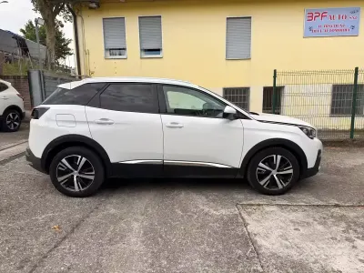 Usata Peugeot 3008 120 CV (88 kW) 2017 Bianco SUV