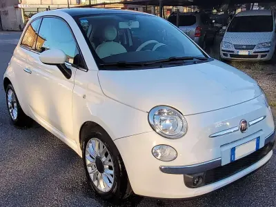 Usata Fiat 500 Lounge 69 CV (50 kW) 2014 Bianco Utilitaria