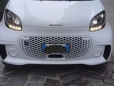 Usata Smart ForTwo Coupé 55 kW (75 CV) 2024 Utilitaria