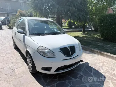 Usata Lancia Ypsilon 60 CV (44 kW) 2009 Utilitaria