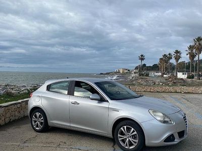 Usata Alfa Romeo Giulietta 140 CV (102 kW) 2012 Grigio Utilitaria