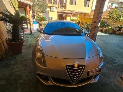 Grigio Usata 2011 Alfa Romeo Giulietta Exclusive Berlina | 5000 € (Buon prezzo)
