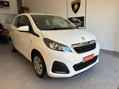 Usata Peugeot 108 Access 69 CV (50 kW) 2016 Bianco Berlina
