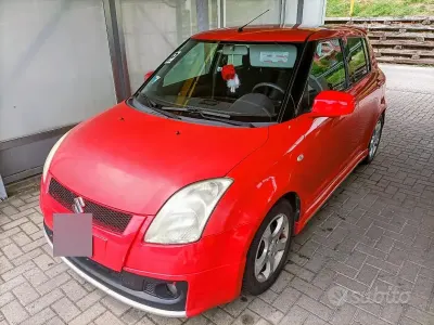 Usata Suzuki Swift 92 CV (67 kW) 2005 Rosso Utilitaria