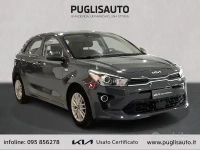 Usata Kia Rio Style 100 CV (73 kW) 2022 Grigio Berlina