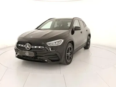 Usata Mercedes GLA180 Premium 116 CV (85 kW) 2023 Nero SUV