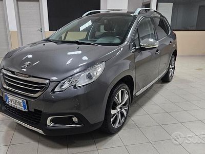 Usata Peugeot 2008 Allure 92 CV (67 kW) 2014 Grigio SUV