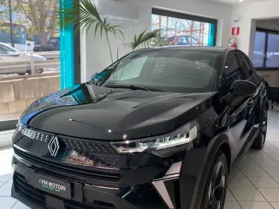 Occasion Renault Captur Techno 101 ch (74 kW) 2025 Gris SUV