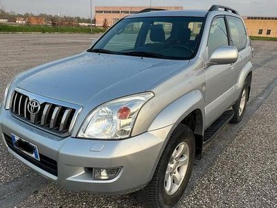 usata Toyota Land Cruiser prado 120