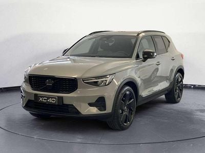 Nuova Volvo XC40 Plus 163 CV (119 kW) 2025 Grigio SUV