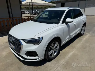 Usata Audi Q3 Advanced 150 CV (110 kW) 2019 Bianco SUV