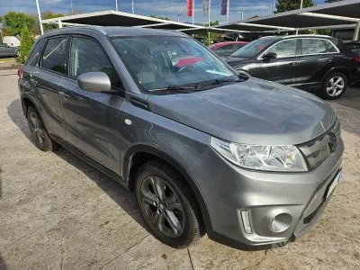 Usata Suzuki Vitara 120 CV (88 kW) 2015 Antracite pastello SUV