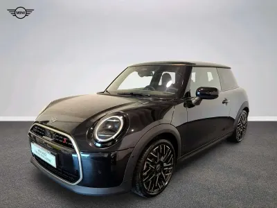 Nuova Mini Countryman Favoured 170 CV (125 kW) 2025 Verde SUV